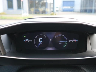 Peugeot 2008 1.2 Hybrid 145 GT Alcantara / Full-Option / ACTIE / 16