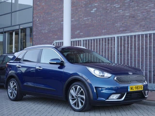 Kia Niro 1.6 GDi Hybrid ExecutiveLine | Automaat | Dodehoek detectie | Adaptieve Cruise | Stoelverwarming | Lederenbekleding | Camera | Xenon verlichting | Parkeersensoren | Navigatie