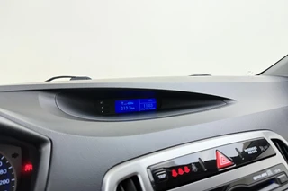 Hyundai i20 1.2i i-Vision / 26