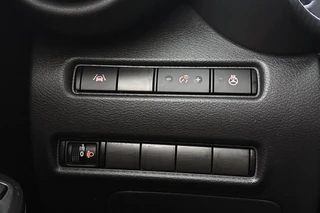 Nissan Juke 1.6 Hybrid N-Design Automaat Trekhaak Stoelverwarming Keyless / 25