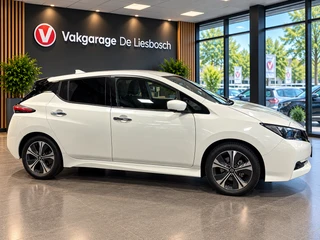 Nissan LEAF N-Connecta 40 kWh / camera / Navigatie / cruisecontrol /boeken/stoelverw / 2