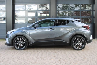 Toyota C-HR 1.8 HYBRID PREMIUM Stoel/stuurverwarming , Afn. Trekhaak / led. / 4