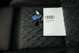 Audi Q4 e-tron 40 Launch edition S Competition 204pk 77 kWh SOH 87% Trekhaak Camera Leder Keyless Stoelverwarming ACC Panoramadak S-Line / 41