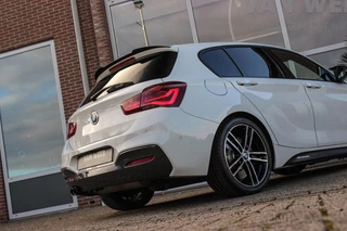 BMW 1-serie 120i Edition M Sport Shadow High Executive | 2e eigenaar | Driving Assistant | Schuif-/kanteldak | Camera | Harman Kardon | Keyless entry | LED | M sport remmen | PDC / 47