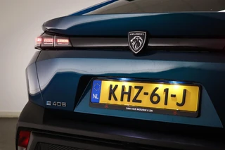 Peugeot e-408 Allure 58 kWh | NIEUW | COMFORT / CONNECT / 360 VISION & DRIVE ASSIST- PACK | STUURVERWARMING | DAB | APPLE | CAMERA / 28