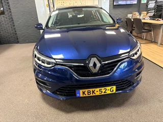 Renault Megane E-Tech Estate 1.6 Plug-In Hybrid 160 Business Zen stoel en stuurverwarming / camera / navigatie / 9