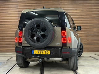 Land Rover Defender 110 2.0 D240 110 SE | Pano | Leer| Memory | Luchtvering | 360° Camera | Meridian | incl btw geel kenteken / 4