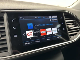 Peugeot 308 SW 1.2 PureTech Allure CARPLAY NAVI CRUISE ECC DAB. / 28