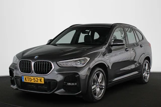 BMW X1 xDrive25e M Sport Stoelverwarming LED Sportstoelen Navi