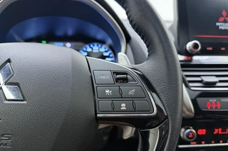 Mitsubishi Eclipse Cross 2.4 PHEV Prestige Automaat | SOH: 98% | Lederen bekleding | Panoramisch schuifdak | Stoel & Stuurverwarming | Camera | Climate control | Extra getint glas / 25