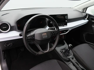 SEAT Ibiza 1.0 EcoTSi Style | Cruise Control | Airco | Parkeersensoren | CarPlay | 15 Inch | 29.984 Km !! / 4
