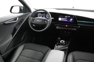 Kia Niro 1.6 GDi Hybrid DynamicLine  - Navigatie - Achteruitrijcamera - Apple & Android Carplay - Climate Control - Virena zekerheidspakket € 895,- / 31