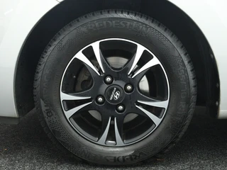 Hyundai i10 1.0i i-Motion Comf.+ / 7