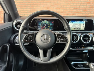 Mercedes-Benz A-Class Progressive Camera Navigatie Half leder Sportstoelen / 19