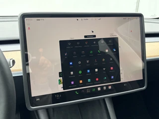 Tesla Model 3 Standard RWD Plus 60 kWh Autopilot Leer Camera Elek.Klep Orig.NL Incl.BTW / 26