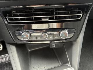Opel Mokka 1.2 Turbo 145Pk Hybrid GS Automaat | Climate control | Achteruitrij Camera | Elektrisch Pakket | Apple Carplay/Android Auto | Cruise control | Verwarmbaar stuurwiel | 17"LM-Velgen / 25
