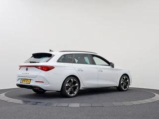 CUPRA Leon Sportstourer 1.4 e-Hybrid Business Adaptief / 2