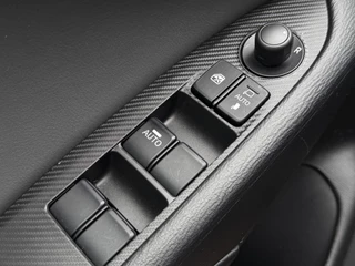 Mazda CX-3 2.0 SkyActiv-G 120 GT-M | Camera | Adaptive Cruise | BOSE | Stoelverwarming | Automaat | Head-up Display / 30