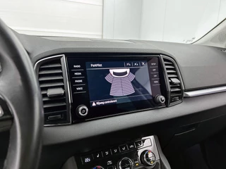 Skoda Karoq 1.5 TSI ACT Style | Automaat | Adaptive cruise control | Stoelverwarming | CarPlay | Afneembare trekhaak / 7