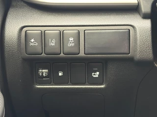 Mitsubishi Eclipse Cross 2.4 PHEV First Edition / 29