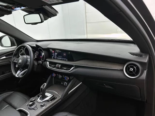 Alfa Romeo Stelvio 2.0 T AWD Ti Q4 | Automaat | Adaptive Cruise | Stoelverwarming | Navigatie | Camera | Leder | BTW / 7