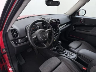 MINI Countryman 1.5 Cooper S E ALL4 RIJKLAARPRIJS INC. 12 MND BOVAG GARANTIE | SPORTSTOELEN | AFN. TREKHAAK | 4X4 | STOELVERWARMING| / 2
