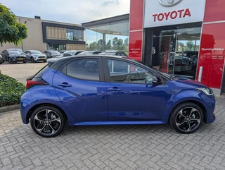 Toyota Yaris 1.5 Hybrid 130 Executive BI-TONE PDC BLIND SPOT CLIMATE STUUR- EN STOELVERWARMING / 7