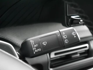 Citroen C3 1.2 Turbo 100pk Max | Uit voorraad leverbaar | Zwart dak | Stoelverwarming | Stuurverwarming | Camera | Lichtmetalen velgen | Apple Carplay / 16