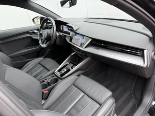Audi A3 Sportback 45 TFSI e 245pk S edition Competition Leder / 29