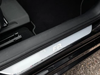 SEAT Leon Sportstourer 1.5 eTSI FR Business Intense 150 PK Schuif-Kantel Dak | NL-Auto | Camera | Beats Audio | Virtual Cockpit / 36