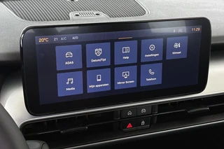 Jeep Avenger 1.2 e-Hybrid Altitude Achteruitrijcamera Apple CarPlay 17" / 12