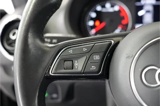 Audi A3 Sportback 35 TFSI CoD Design Pro Line Plus  | Trekhaak | Navi | Stl. verw. | Climate | PDC | LED | / 19