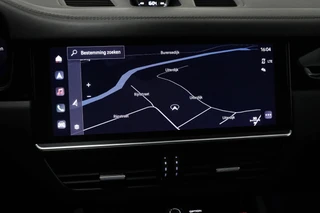 Porsche Cayenne 3.0 E-Hybrid Platinum Edition | LUCHTVERING | MASSAGE | STOELVENTILATIE | COMFORTSTOELEN | CAMERA | 22" / 44