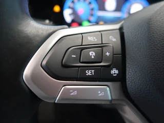 Volkswagen Golf 1.0 eTSi 110pk DSG Business 5-drs. CAMERA/KEYLESS/WINTERPACK/CARPLAY/17INCH / 51