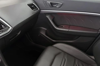 SEAT Ateca 1.5 TSI FR Business Intense Automaat Trekhaak Pano Leder Stoelverwarming / 40