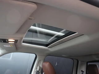 Dodge Ram 1500 5.7 V8 4x4 Crew Cab Classic | LEDER | SCHUIFDAK | LPG | TREKHAAK | NAVIGATIE / 16