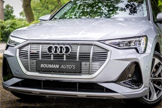 Audi e-tron Sportback 55 quattro S edition 95 kWh  Panorama Leder Trekhaak / 2
