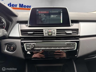 BMW 2-serie Gran Tourer 218i Executive / Panoramadak / 18