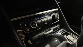 BMW 2-serie Active Tourer 216i Executive Edition LM NAVI LED HEAD UP. / 37