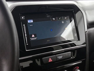 Suzuki VITARA 1.4 Boosterjet Comfort Smart Hybrid | Adaptive Cruise | Stoelverwarming | CarPlay | Camera | Trekhaak / 21