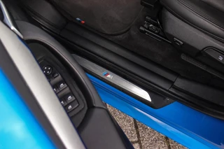 BMW X1 xDrive25e High Executive M sport | 1e eigenaar | Dealer onderhouden | Panoramadak | Apple Carplay | Camera | LED adaptief | Head-up | Stoelverwarming | Cruise control / 35