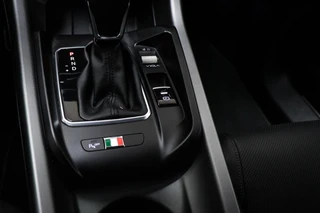 Alfa Romeo Tonale 1.5T Hybrid Edizione Speciale | LEDER / WINTER- PACK | STOELVENTILATIE | STUURVERWARMING | HARMAN  KARDON | 19" / 41