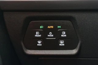 CUPRA Leon Sportstourer 1.5 TSI e-Hybrid Business Facelift Stuur/Stoelverwarming Camera / 27