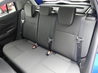 Suzuki Swift 1.2 Style Smart Hybrid BLACK RHINO, Apple Carpl/Andr Auto,Camera, Adaptive Cruise Control Climate Control, Navigatie. / 5