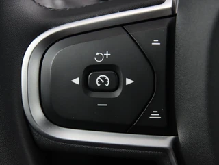 Volvo V60 2.0 T6 Plug-in hybrid AWD Ultra Bright | SOH 99% | Long Range / 15