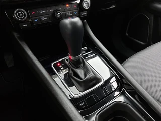 Jeep COMPASS 1.5T e-Hybrid Upland Automaat | Adaptive Cruise | Stoelverwarming/verkoeling | Camera | Leder | Parkeersensoren | BTW / 18
