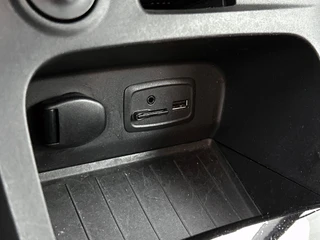 Renault Captur 1.2 TCe Expression Automaat | Cruise control | Navigatie | Camera | Trekhaak / 31
