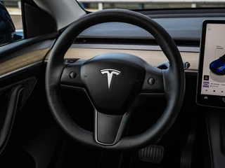 Tesla Model Y RWD 58 kWh LFP | SOH 90,1% | Trekhaak | Panoramadak | AMD Ryzen | Zwart Leder | Warmtepomp | 20" | Eerste eigenaar! / 17