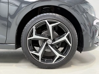 Volkswagen Polo 1.0 TSI 95pk DSG Navi | ACC / 12