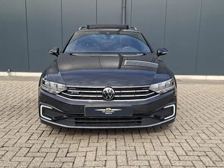 Volkswagen Passat Variant 1.4 TSI PHEV GTE * Panoramadak * Elek. Achterklep * Navigatiesysteem * 18 Inch Velgen * / 29